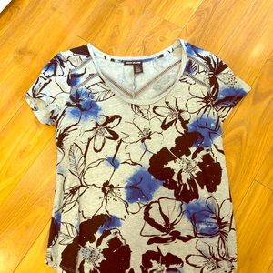 Women’s shirt